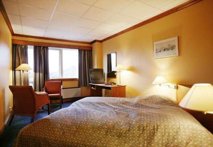 Bomlo Hotell Oda fotoğraf
